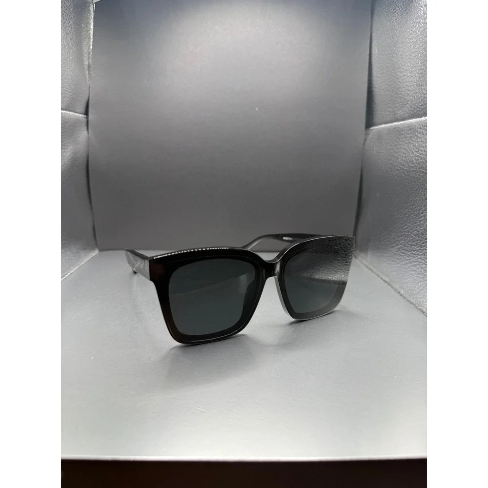 DIFF Eyewear Meredith II Sunglasses Black Square